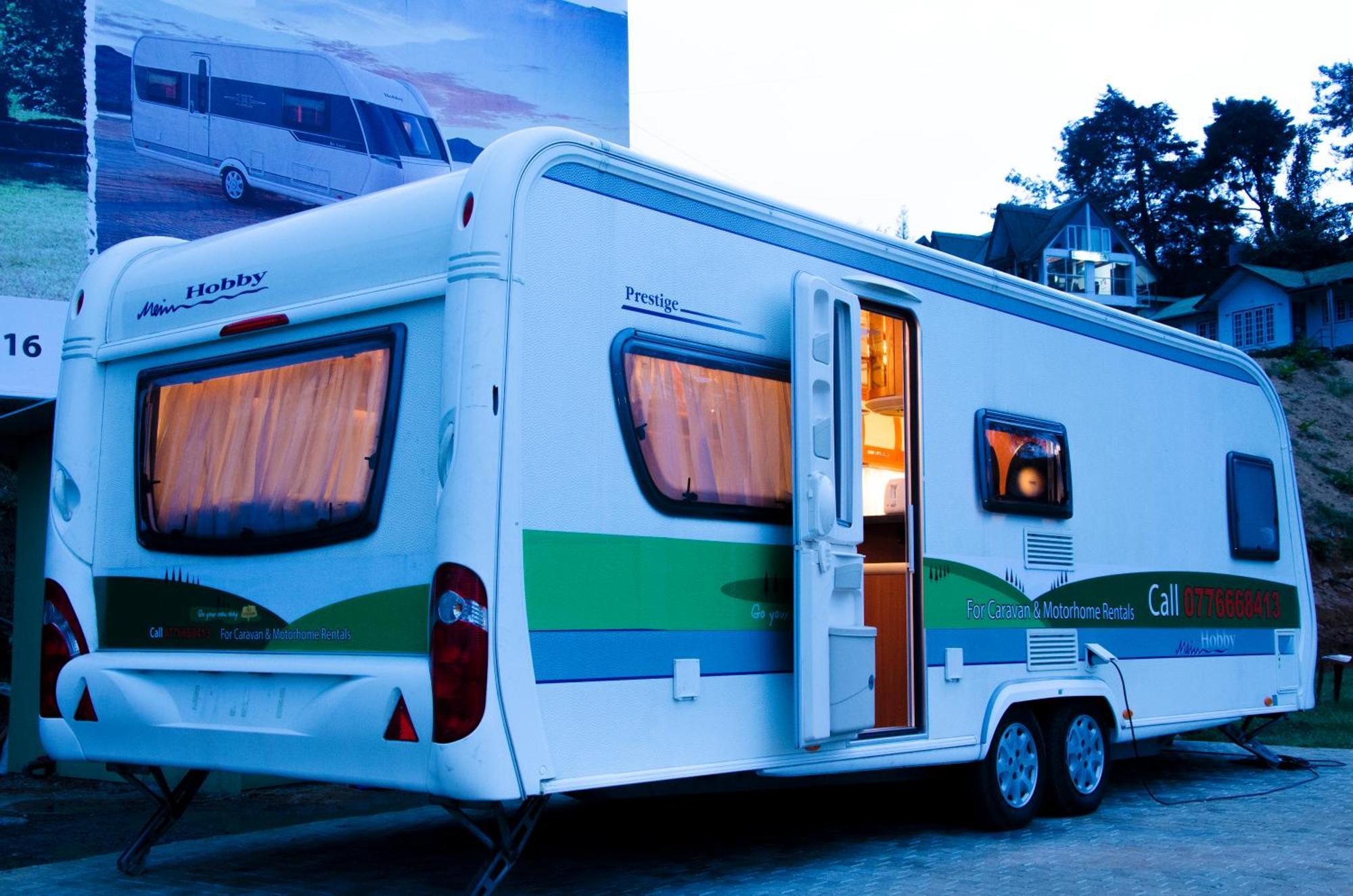 Go Outdoors Caravan Park نوفارا إيلِيا المظهر الخارجي الصورة