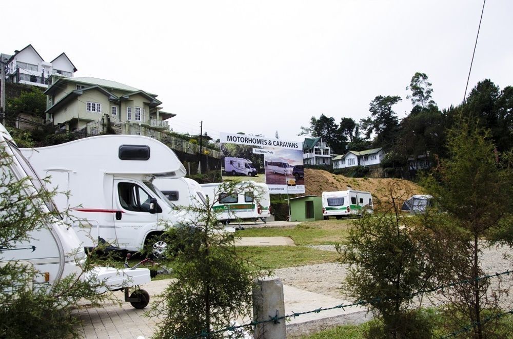 Go Outdoors Caravan Park نوفارا إيلِيا المظهر الخارجي الصورة